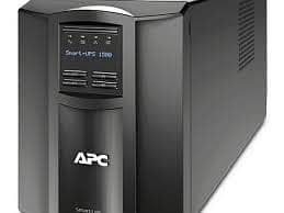 APC Smart-UPS 750VA with LCD International Version (230V)