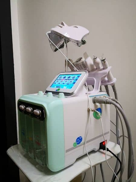 Hydra Facial Machine Stock Available 3