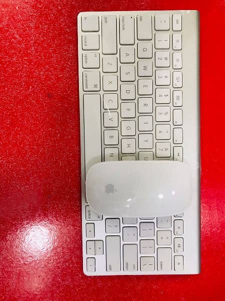 Apple Magic 1&2 keyboard and Mouse available 4