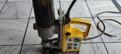 Dewalt drill machine