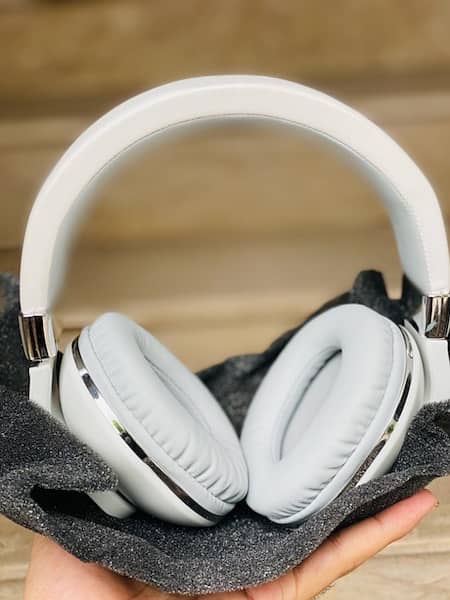 JBUNION Bluetooth Stereo Folding Headphones with Mic JB-T770 Silver 4
