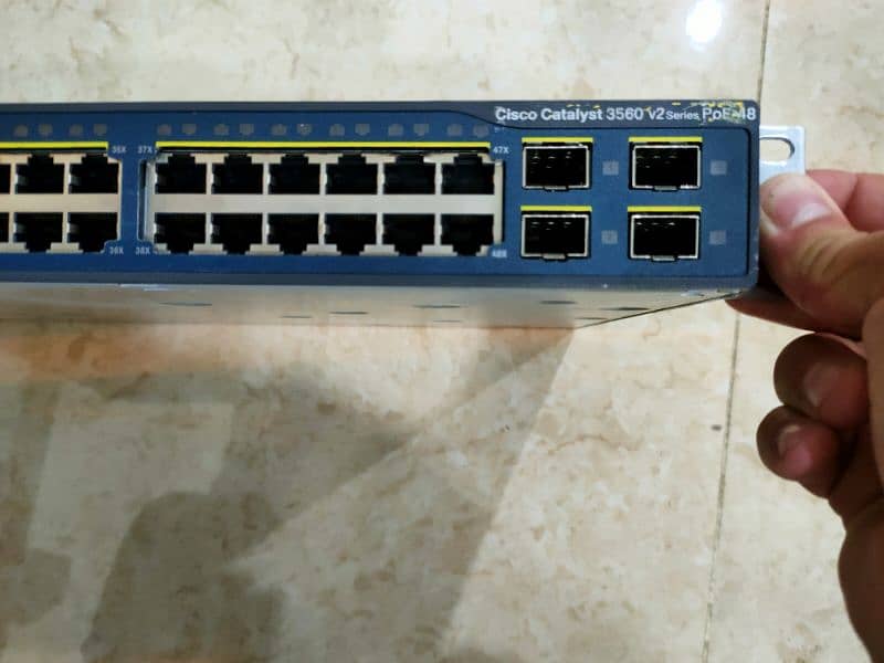 Cisco 3560 Network Switch 48 port full POE 0