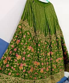 Mehndi lehnga