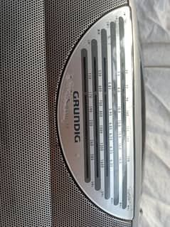 Grundig Radio 5 bands with FM in excellent condition available