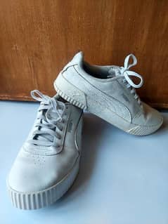 White Puma Original sneakers for women