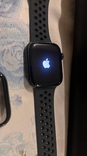 APPLE WATCH SERIES 7 - NIKE EDTION 2