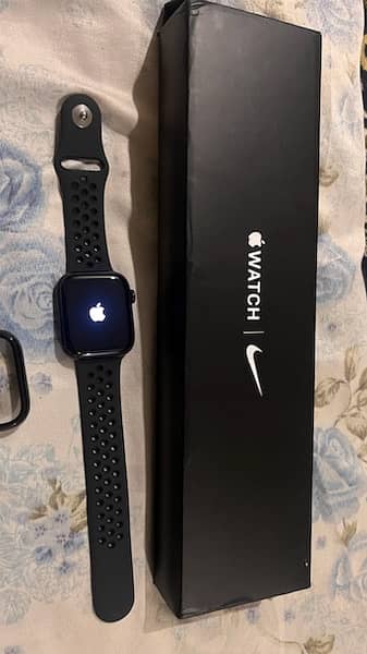 APPLE WATCH SERIES 7 - NIKE EDTION 3