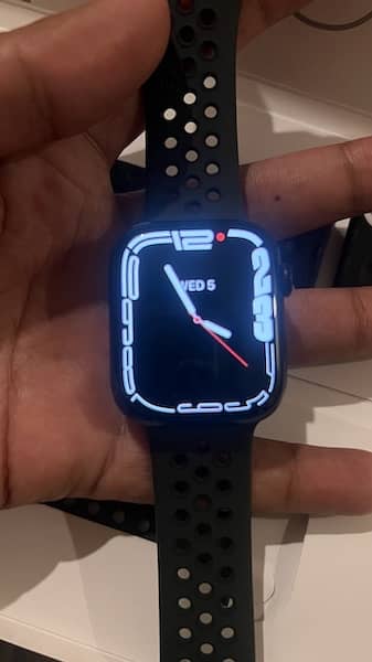 APPLE WATCH SERIES 7 - NIKE EDTION 4