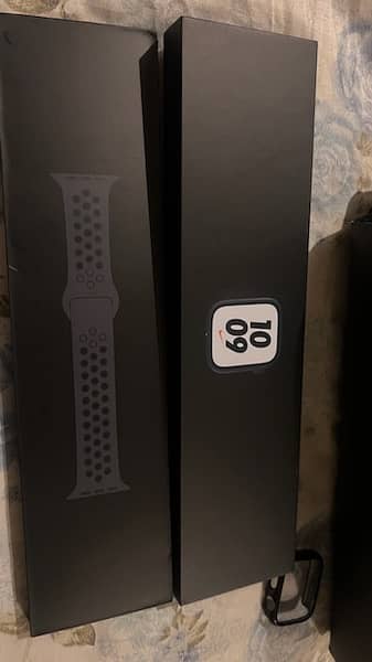 APPLE WATCH SERIES 7 - NIKE EDTION 5