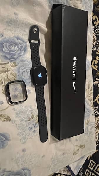 APPLE WATCH SERIES 7 - NIKE EDTION 9