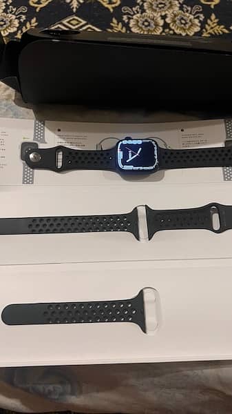 APPLE WATCH SERIES 7 - NIKE EDTION 14