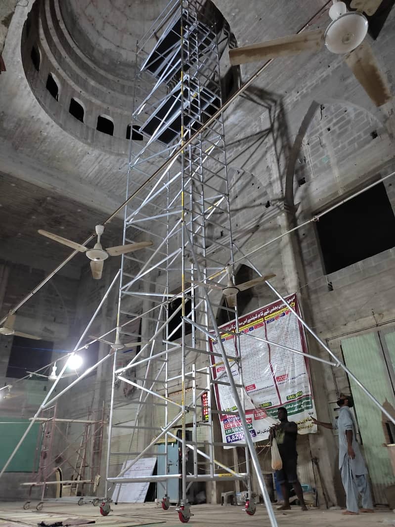 Aluminium Scaffolding Double Width Mobile Tower (5x8) 0