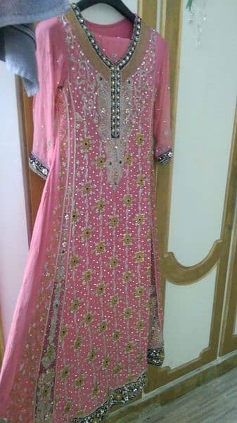 fancy dress wedding walima 4