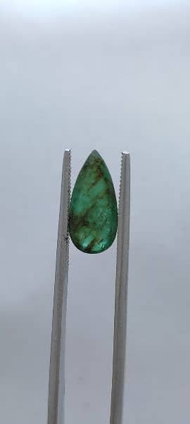 Natural Emerald Stone 0