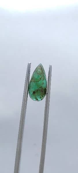 Natural Emerald Stone 1