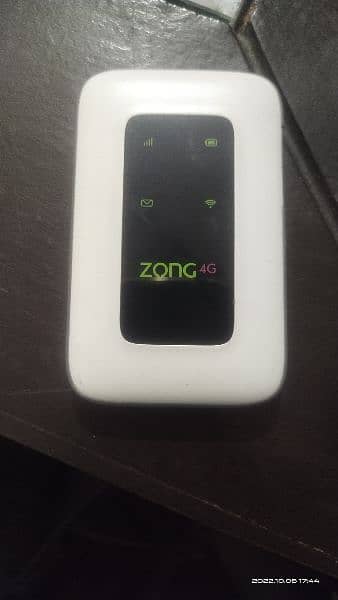Zong Super 4G LTE MiFi Cloud UNLOCKED DEVICE 0