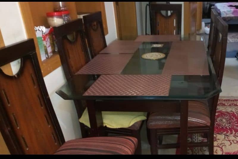 Good Quality Dinning Table 0
