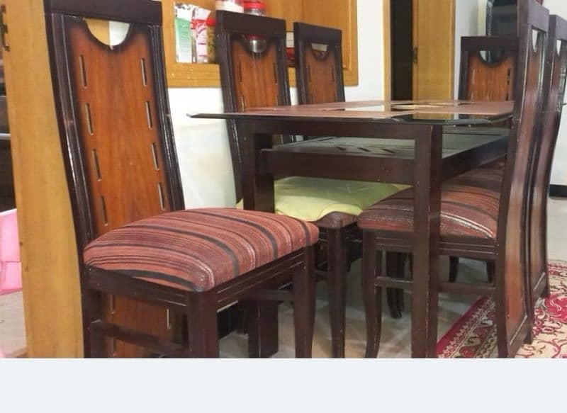 Good Quality Dinning Table 2