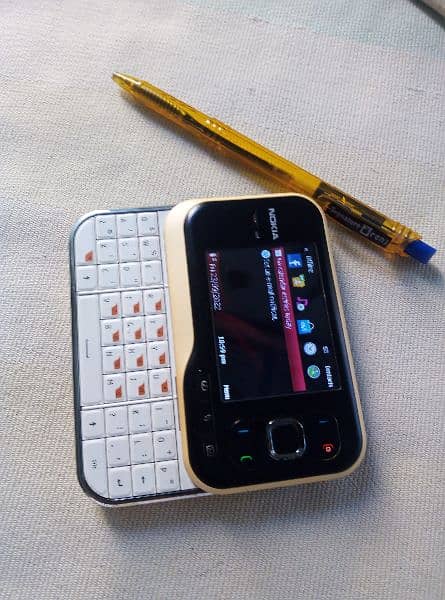 Nokia 6760s Symbian 2
