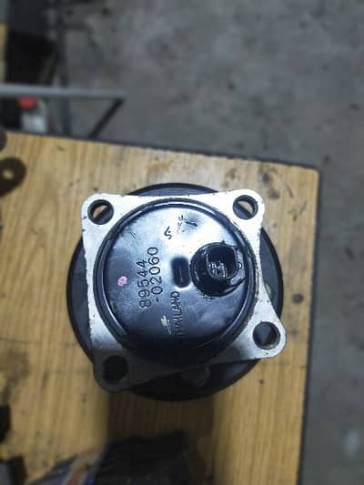 Toyota Corolla Hub