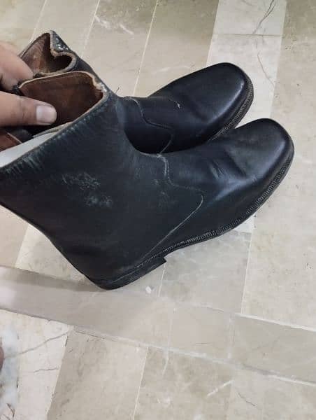 new police shoes only one time use. 4