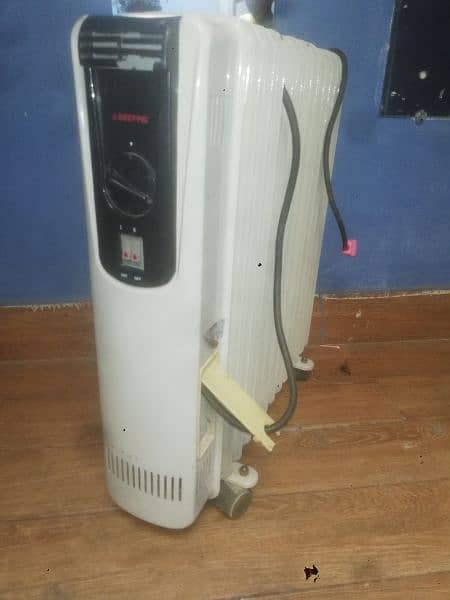 Oil heater (Geepas) 2