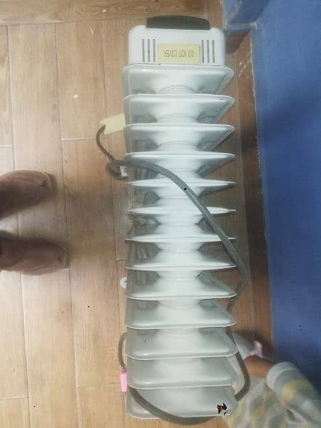 Oil heater (Geepas) 4