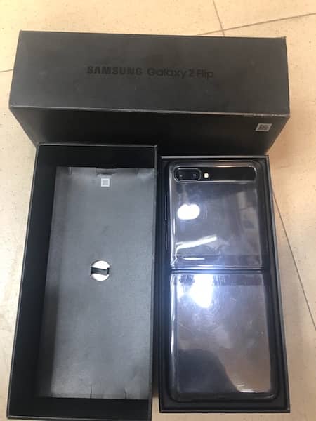 sumsung z flip non pta lcd Kharb Bari Lcd 0