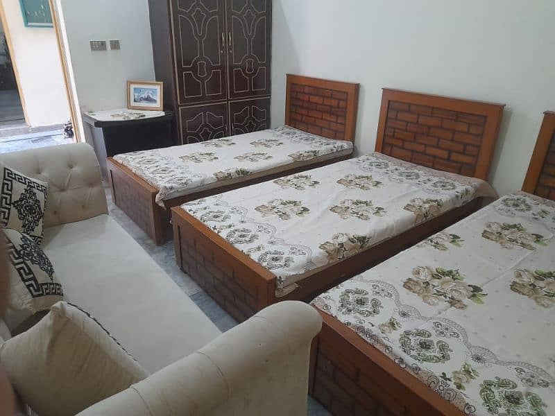 hostel rooms are available for girls. 0