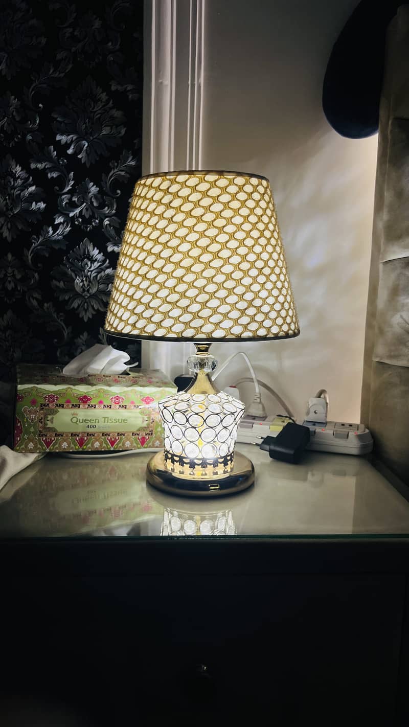 Side Table Lamps slightly used up and down side lights very bright 0