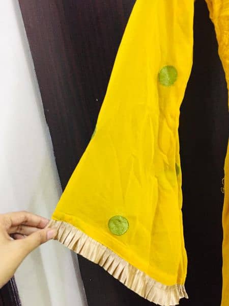 Embroidered Yellow Chiffon 3pcs Dress 2