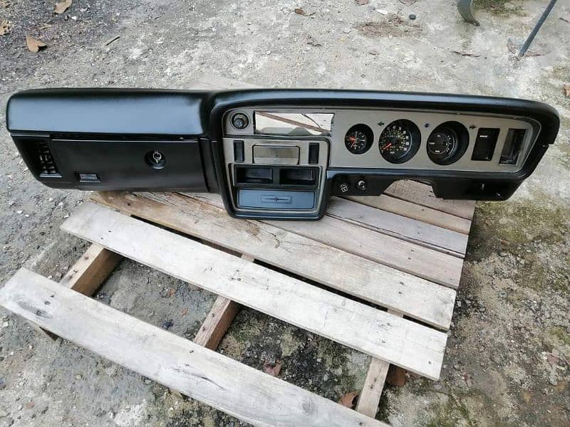 79 corolla model dashboard 6