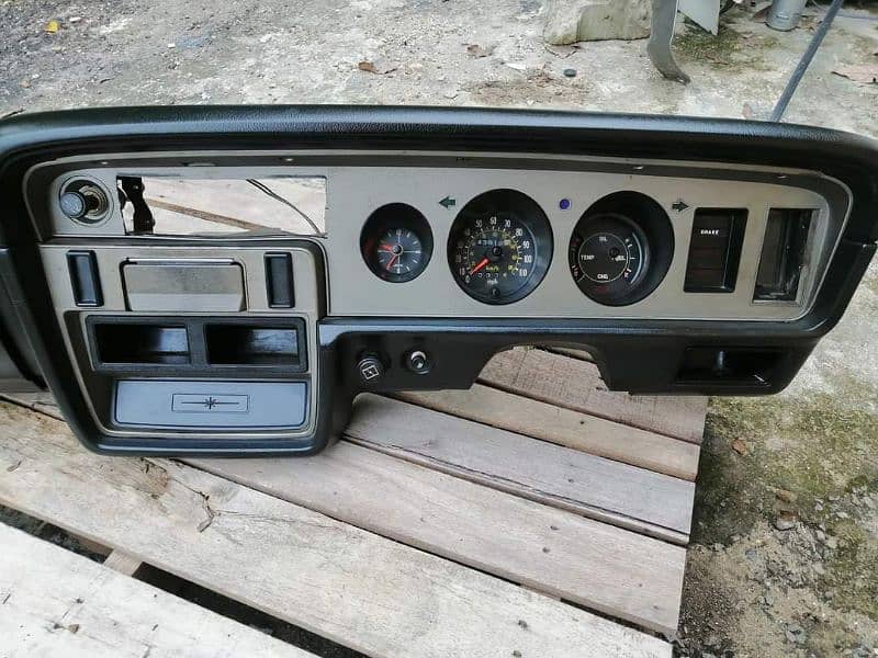 79 corolla model dashboard 8