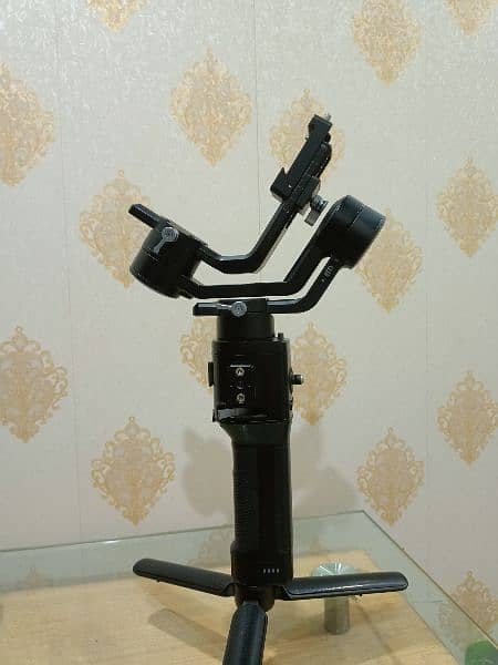 DJI Ronin-SC Gimbal for sell 100%okk 3