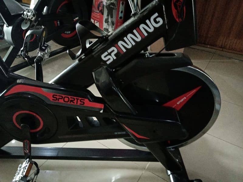 slimline spinning bike gym and fitness machine 3