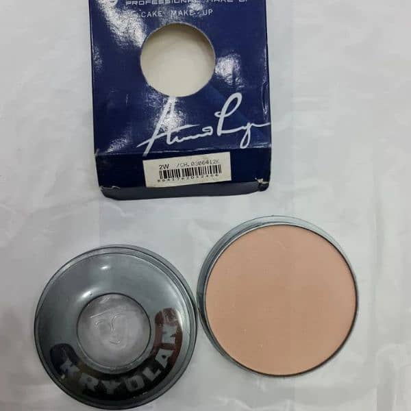 kryolan pan cake 1