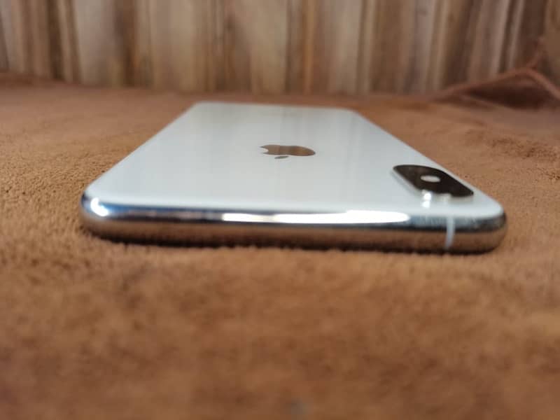 iPhone XS max 64 gb 6