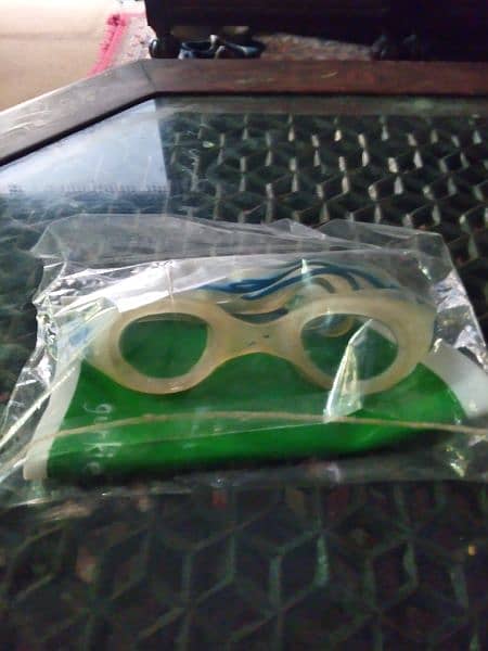 Speedo Flexifit Swimming Goggles Flippers and Cap 5
