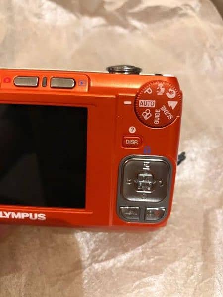 Olympus FE-310 Digital Camera 8 Megapixels 2