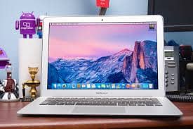 Apple Macbook Air 2015 Only 70 cycle counts 5