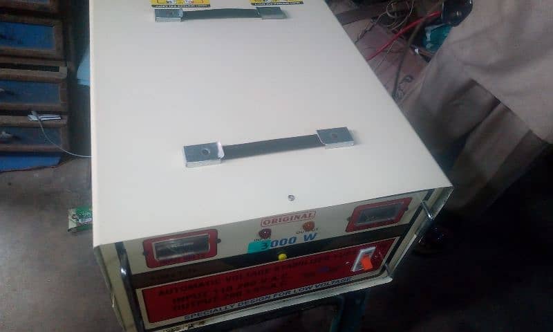 Ups inverter Mppt 70% 8