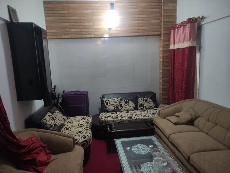 3 bed DD Flat or Apartment chance deal in heart of Gulistan e johar 6