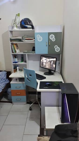 Table & Chair (Computer/Study) 1