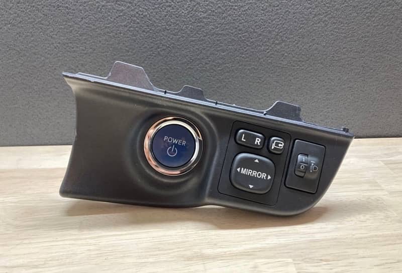 Toyota Aqua Panel With Docs 4