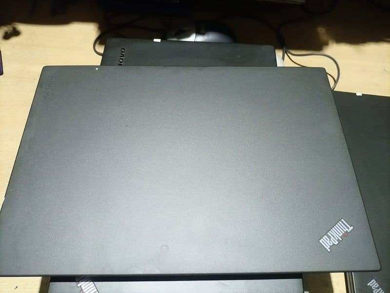 Lenovo Cori5 6th gen 8gbram+256SSD hard(Dual battery) 6