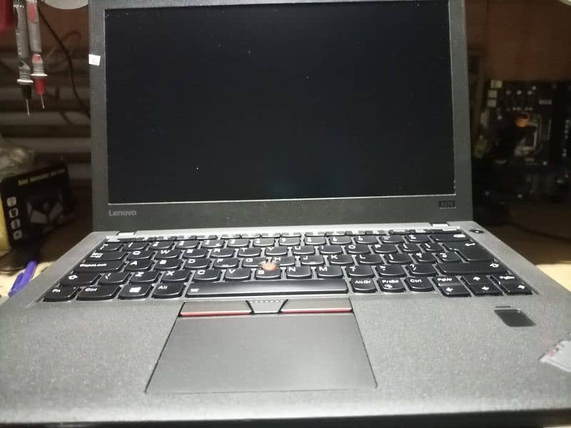 Lenovo Cori5 6th gen 8gbram+256SSD hard(Dual battery) 7