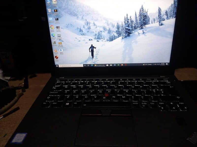 Lenovo Cori5 6th gen 8gbram+256SSD hard(Dual battery) 12