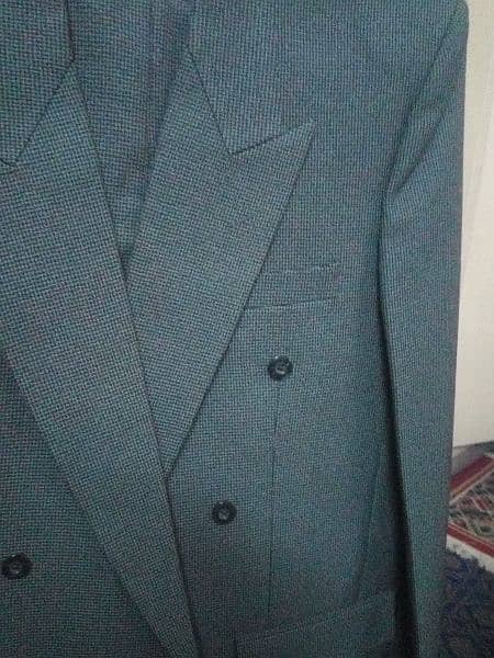 Branded coats and full suits 8