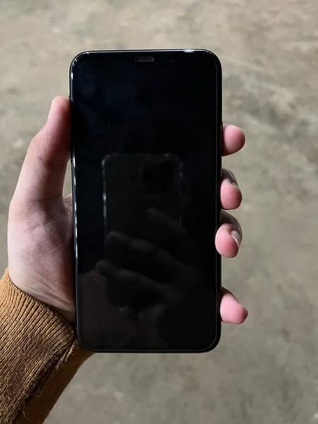 Iphone 11 pro max 256gb non pta 4