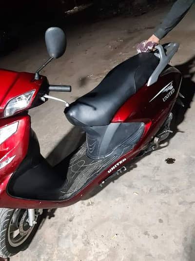 United Scooty 100 CC 2020 Model Urgent For Sale - Bikes & Motorcycles ...